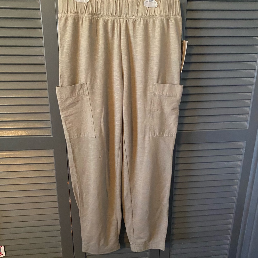 Soft Surroundings Stylish Olive Ankle Joggers